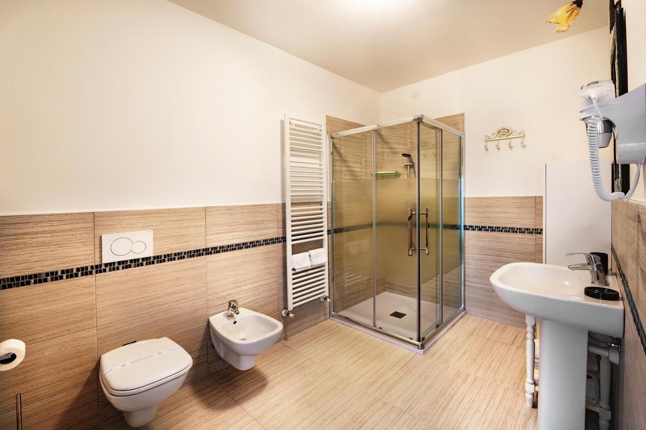La Rocchetta Bed & Breakfast Valeggio sul Mincio Exterior photo